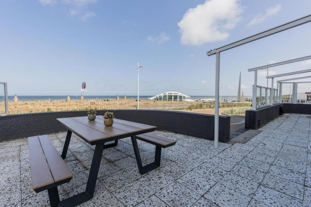 Haya Seaview - The Casino * Den Haag