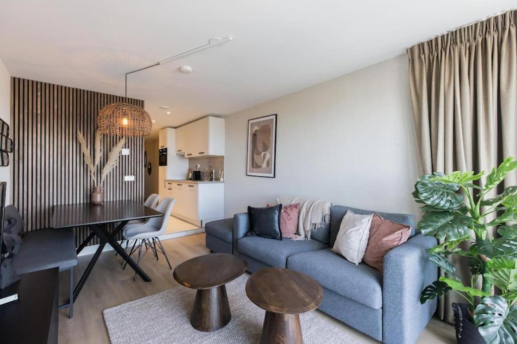 Haya Seaview - The Casino Appartement *